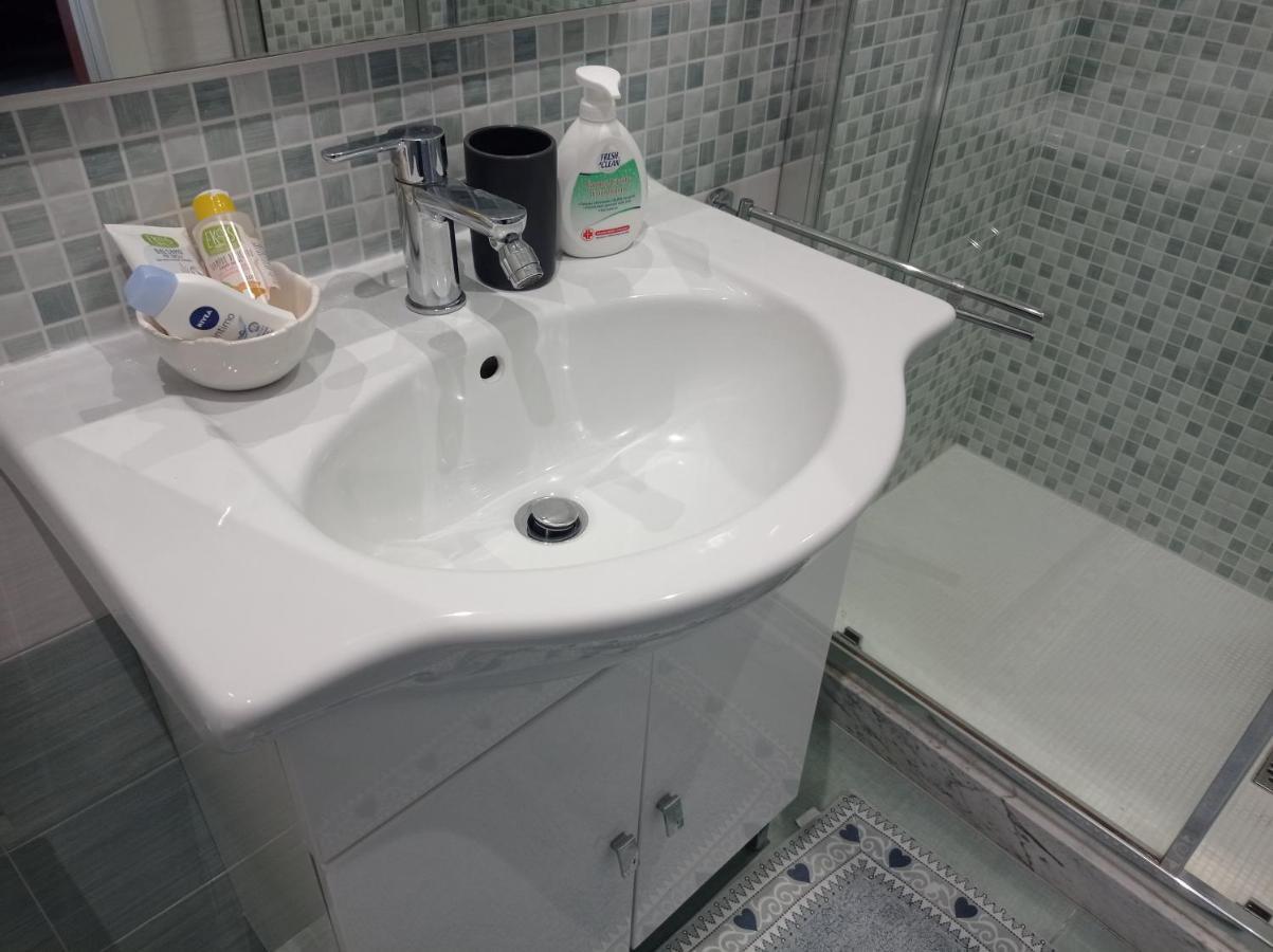 Appartamento Vistamare 20 Bari Bagian luar foto